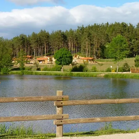 Les Du Haut-forez Semesteranläggning (resort) 3*